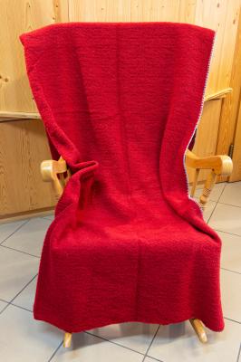 Coperta in lana cotta rossa